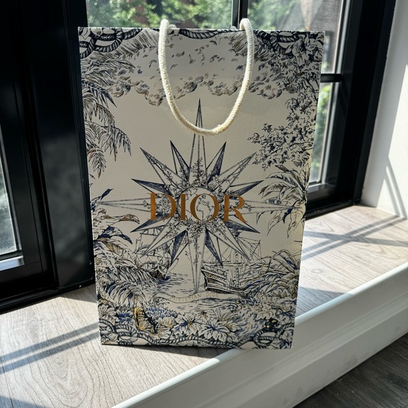 Dior Designer Shopping Bag - Picture 1 of 10